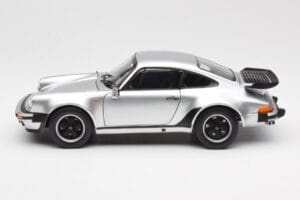 Porsche 911 930 Turbo 3.3 シルバー Norev 1:18 187574 メタル - 画像 4/8