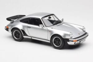 Porsche 911 930 Turbo 3.3 シルバー Norev 1:18 187574 メタル - 画像 6/8