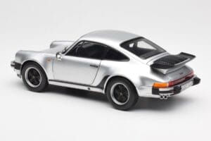Porsche 911 930 Turbo 3.3 シルバー Norev 1:18 187574 メタル - 画像 7/8