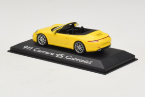 Porsche 911 991 Carrera 4S カブリオレ イエロー Minichamps 1:43 WAP0201120C メタル - 画像 3/5