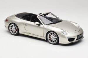 Porsche 911 991 Carrera S カブリオレ GT シルバーメタリック Minichamps 1:18 100061030 メタル - 画像 6/8