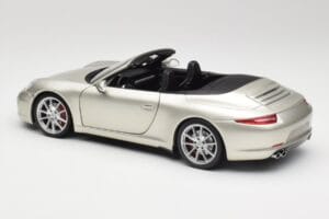 Porsche 911 991 Carrera S カブリオレ GT シルバーメタリック Minichamps 1:18 100061030 メタル - 画像 7/8