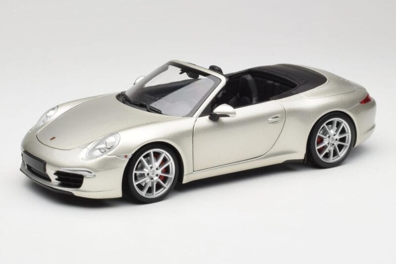 Porsche 911 991 Carrera S カブリオレ GT シルバーメタリック Minichamps 1:18 100061030 メタル