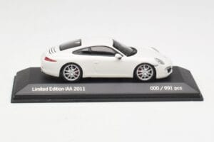 Porsche 911 991 Carrera S ホワイト IAA Frankfurt 2011 Minichamps 1:43 WAX20100090 メタル - 画像 3/5