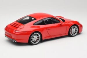 Porsche 911 991 Carrera S ガーズ レッド Minichamps 1:18 100061020 メタル - 画像 3/8