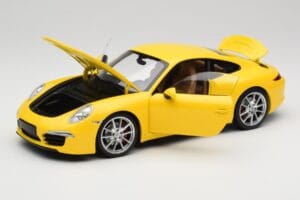 Porsche 911 991 Carrera S Racing Yellow Minichamps 1:18 100061021 メタル - 画像 2/8