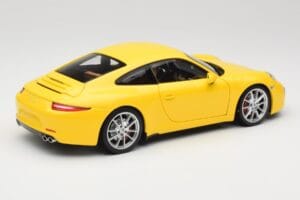 Porsche 911 991 Carrera S Racing Yellow Minichamps 1:18 100061021 メタル - 画像 3/8