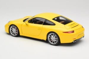 Porsche 911 991 Carrera S Racing Yellow Minichamps 1:18 100061021 メタル - 画像 7/8