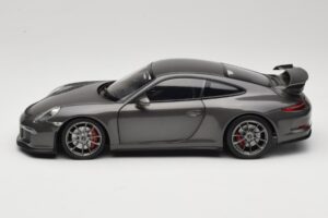 Porsche 911 991 GT3 Grey Metallic Minichamps 1:18 110062720 メタル - 画像 4/8