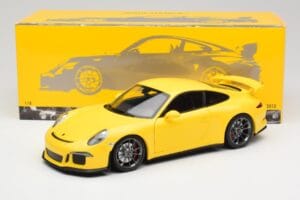 Porsche 911 991 GT3 レーシングイエロー & シルバーホイール Minichamps 1:18 110062722 メタル - 画像 8/8