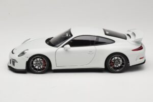 Porsche 911 991 GT3 ホワイト シルバーホイール Minichamps 1:18 113062721 メタル - 画像 4/8
