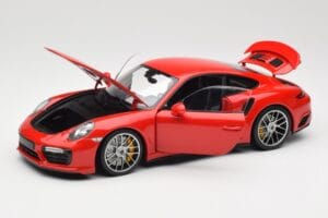 Porsche 911 991 Turbo S Guards Red Minichamps 1:18 110067122 メタル - 画像 2/8