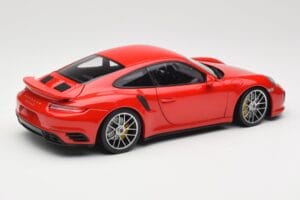 Porsche 911 991 Turbo S Guards Red Minichamps 1:18 110067122 メタル - 画像 3/8