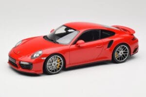Porsche 911 991 Turbo S Guards Red Minichamps 1:18 110067122 メタル
