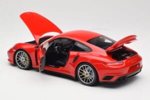 Porsche 911 991 Turbo S Guards Red Minichamps 1:18 110067122 メタル - 画像 5/8