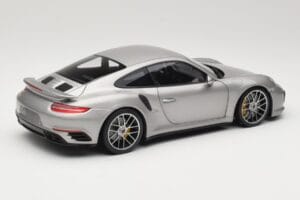 Porsche 911 991 Turbo S シルバー Minichamps 1:18 113067126 メタル - 画像 3/8