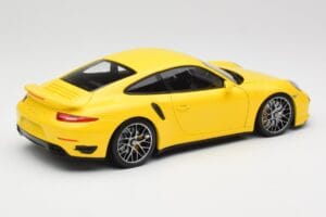 Porsche 911 991 Turbo S イエロー シルバーホイール Minichamps 1:18 110062322 メタル - 画像 3/8
