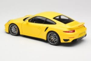 Porsche 911 991 Turbo S イエロー シルバーホイール Minichamps 1:18 110062322 メタル - 画像 5/8