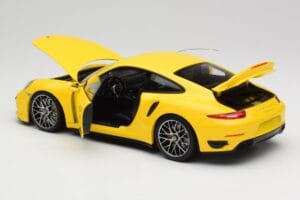 Porsche 911 991 Turbo S イエロー シルバーホイール Minichamps 1:18 110062322 メタル - 画像 7/8