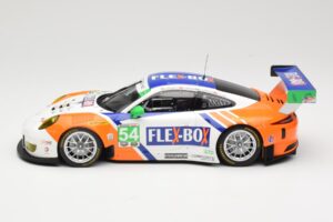 Porsche 911 991.1 GT3 R Core Autosport #54 J. Bennett / C. Braun / P. Long / N. Jonsson 24 Hours of Daytona 2017 Minichamps 1 - 画像 3/6