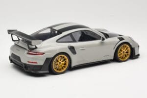 Porsche 911 991.2 GT2 RS Chalk Weissach Package ゴールドホイール Minichamps 1:18 155068304 メタル - 画像 2/6