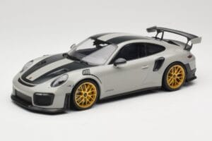 Porsche 911 991.2 GT2 RS Chalk Weissach Package ゴールドホイール Minichamps 1:18 155068304 メタル
