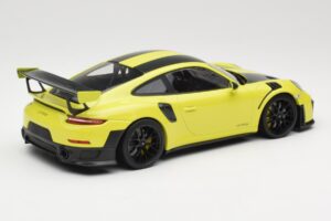 Porsche 911 GT2 RS 991.2 Weissach Package グリーン ブラックホイール Minichamps 1:18 155068300-1 メタル - 画像 2/6