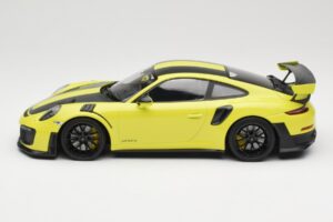 Porsche 911 GT2 RS 991.2 Weissach Package グリーン ブラックホイール Minichamps 1:18 155068300-1 メタル - 画像 3/6