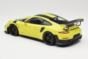 Porsche 911 GT2 RS 991.2 Weissach Package グリーン ブラックホイール Minichamps 1:18 155068300-1 メタル - 画像 5/6