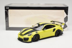 Porsche 911 GT2 RS 991.2 Weissach Package グリーン ブラックホイール Minichamps 1:18 155068300-1 メタル - 画像 6/6