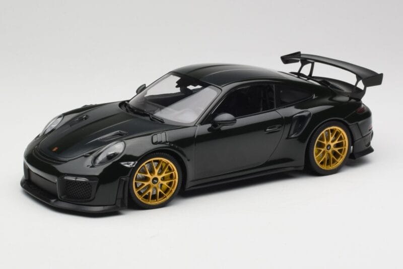 Porsche 911 991.2 GT2 RS グリーン Weissach Package ゴールドホイール Minichamps 1:18 155068306 メタル