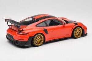 Porsche 911 991.2 GT2 RS オレンジ Weissach Package ゴールドホイール Minichamps 1:18 155068305 メタル - 画像 2/6
