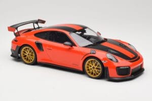 Porsche 911 991.2 GT2 RS オレンジ Weissach Package ゴールドホイール Minichamps 1:18 155068305 メタル - 画像 4/6