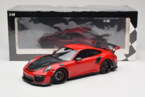 Porsche 911 GT2 RS 991.2 レッド ブラックホイール Minichamps 1:18 155968307 メタル - 画像 6/6