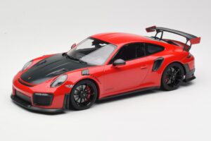 Porsche 911 GT2 RS 991.2 レッド ブラックホイール Minichamps 1:18 155068307 メタル