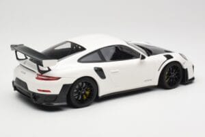Porsche 911 991.2 GT2 RS ホワイト ブラックホイール Minichamps 1:18 155068310 メタル - 画像 2/6