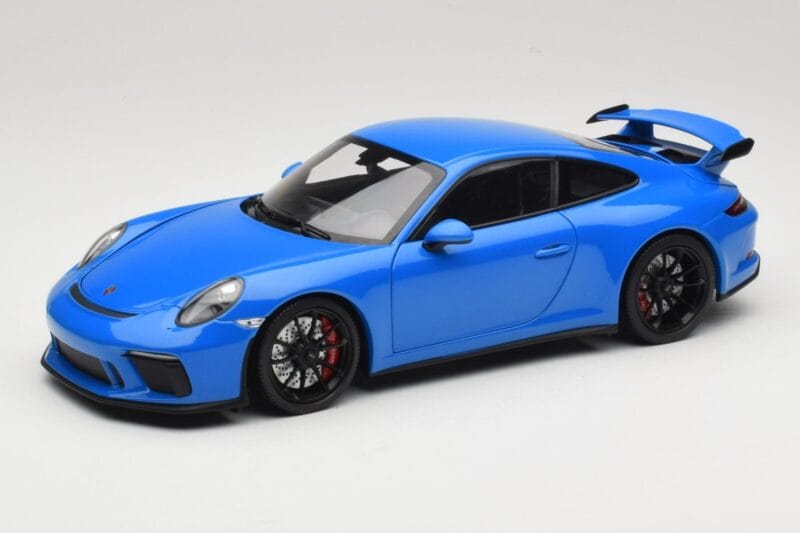 Porsche 911 991.2 GT3 ブルー Minichamps 1:18 110067024 メタル