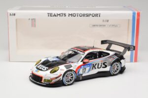 Porsche 911 991.2 GT3 R #17 Kues Team 75 Bernhard M. Christensen / K. Cairoli 24 Hours of Nurburgring 2018 Minichamps 1:18 15 - 画像 6/6