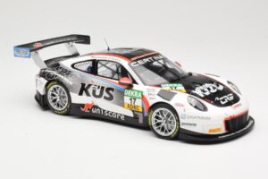 Porsche 911 991.2 GT3 R Kus Team 75 Bernhard #17 M. Ammermüller / M. Jaminet ADAC GT Masters 2017 Minichamps 1:18 155176917 メ - 画像 4/6