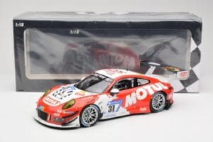 Porsche 911 991.2 GT3 R #31 Frikadelli Racing K. Bachler / M. Christensen 24 Hours of Nurburgring 2017 Minichamps 1:18 155176 - 画像 6/6