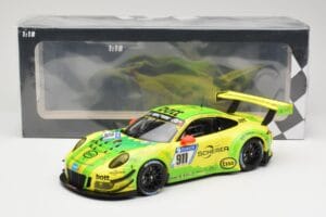 Porsche 911 991.2 GT3 R #911 Manthey Racing R. Dumas / F. Makowiecki 24 Hours of Nurburgring 2017 Minichamps 1:18 155176911 メ - 画像 6/6