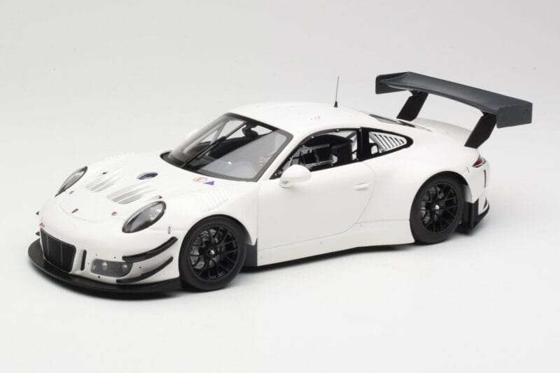 Porsche 911 991.2 GT3 R ホワイト ブラックホイール Minichamps 1:18 155186900 メタル