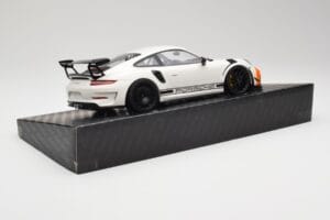 Porsche 911 991.2 GT3 RS Manthey Racing ホワイト & ブルー & オレンジ Minichamps 1:18 MR-911-GT3RS-1805 メタル - 画像 3/6