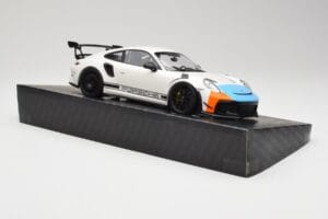 Porsche 911 991.2 GT3 RS Manthey Racing ホワイト & ブルー & オレンジ Minichamps 1:18 MR-911-GT3RS-1805 メタル - 画像 4/6