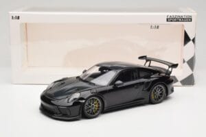 Porsche 911 991.2 GT3 RS Weissach Package ブラック シルバーマグネシウムホイール Minichamps 1:18 153068229 メタル - 画像 6/6