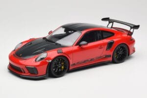 Porsche 911 991.2 GT3 RS Weissach Package Guards Red ブラックホイール Minichamps 1:18 153068223 メタル