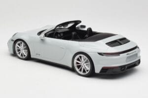 Porsche 911 992 Carrera 4 GTS カブリオレ グレー Minichamps 1:18 155063034 メタル - 画像 4/6
