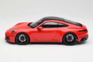 Porsche 911 992 Carrera 4 GTS レッド Minichamps 1:18 155063100 メタル - 画像 3/6