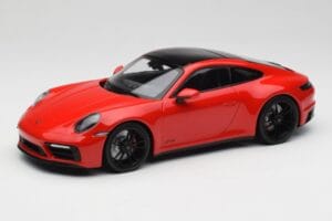 Porsche 911 992 Carrera 4 GTS レッド Minichamps 1:18 155063100 メタル
