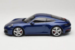 Porsche 911 992 Carrera 4S Blue Metallic Minichamps 1:18 153067327 メタル - 画像 3/6